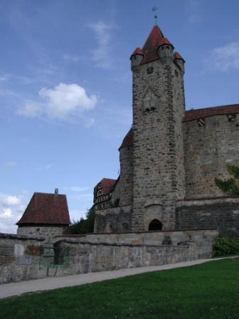 A view towards the Red Tower from the Bear's bastion